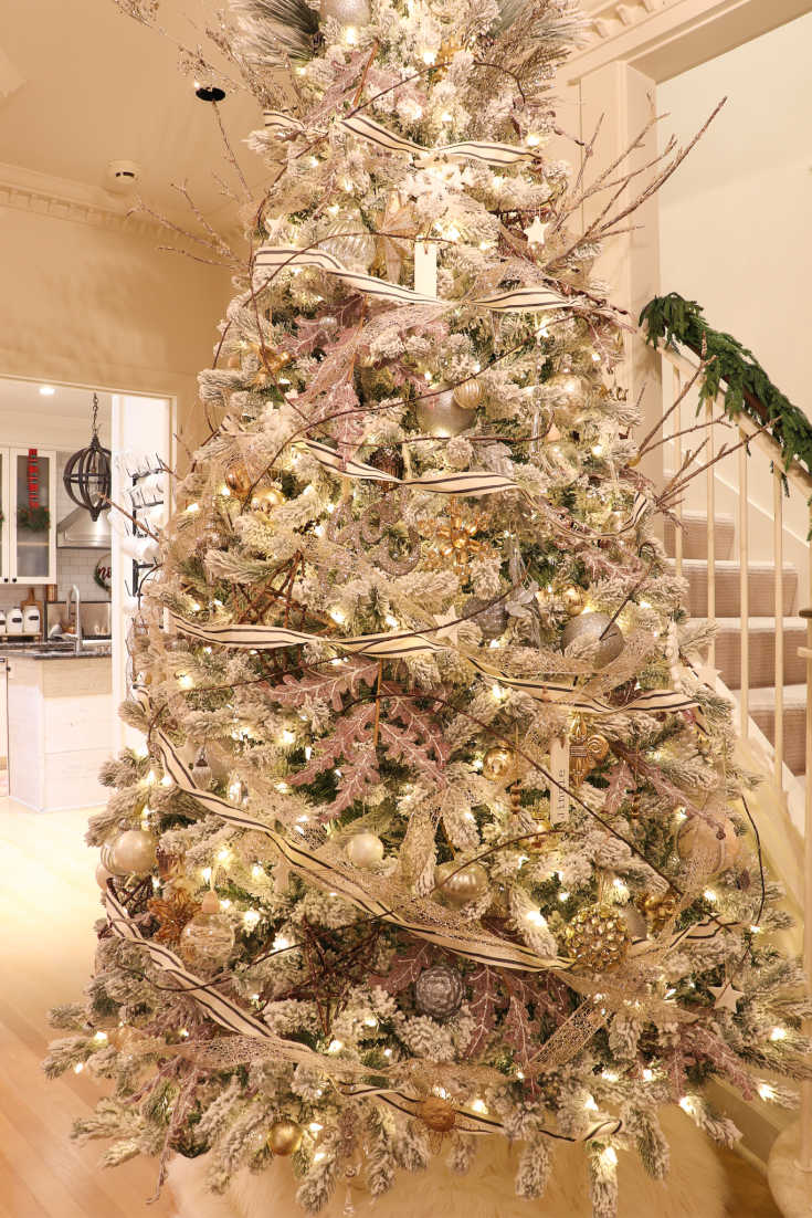 How to Easily Design the Most Admired Christmas Tree with Ribbon Right Now